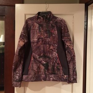 Under Armour Pull Over